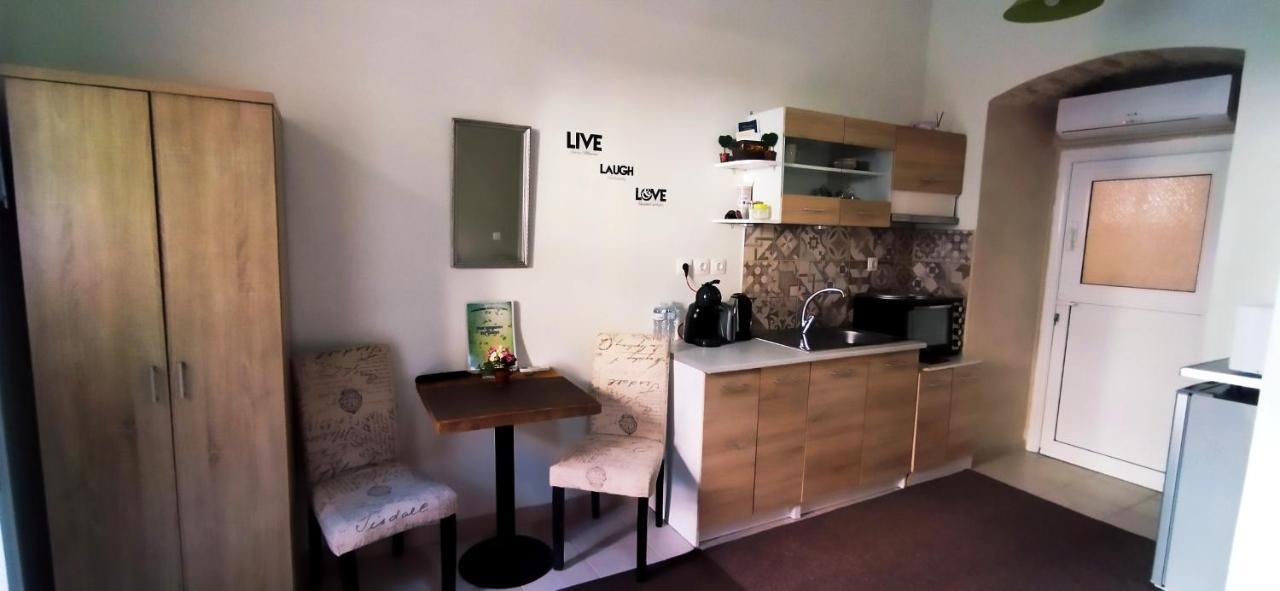 Downtown Mavili'S Studio Corfu  Экстерьер фото